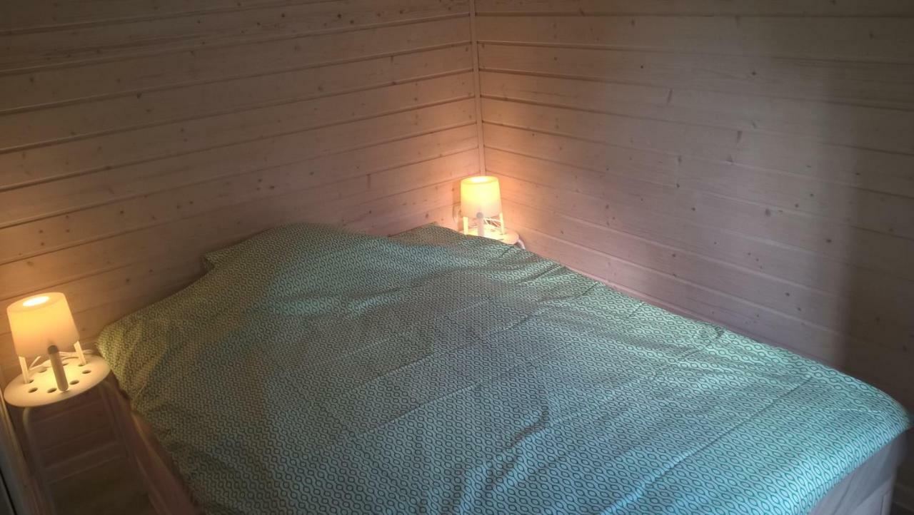 Appartement Kamien Baltyku à Debina  Extérieur photo